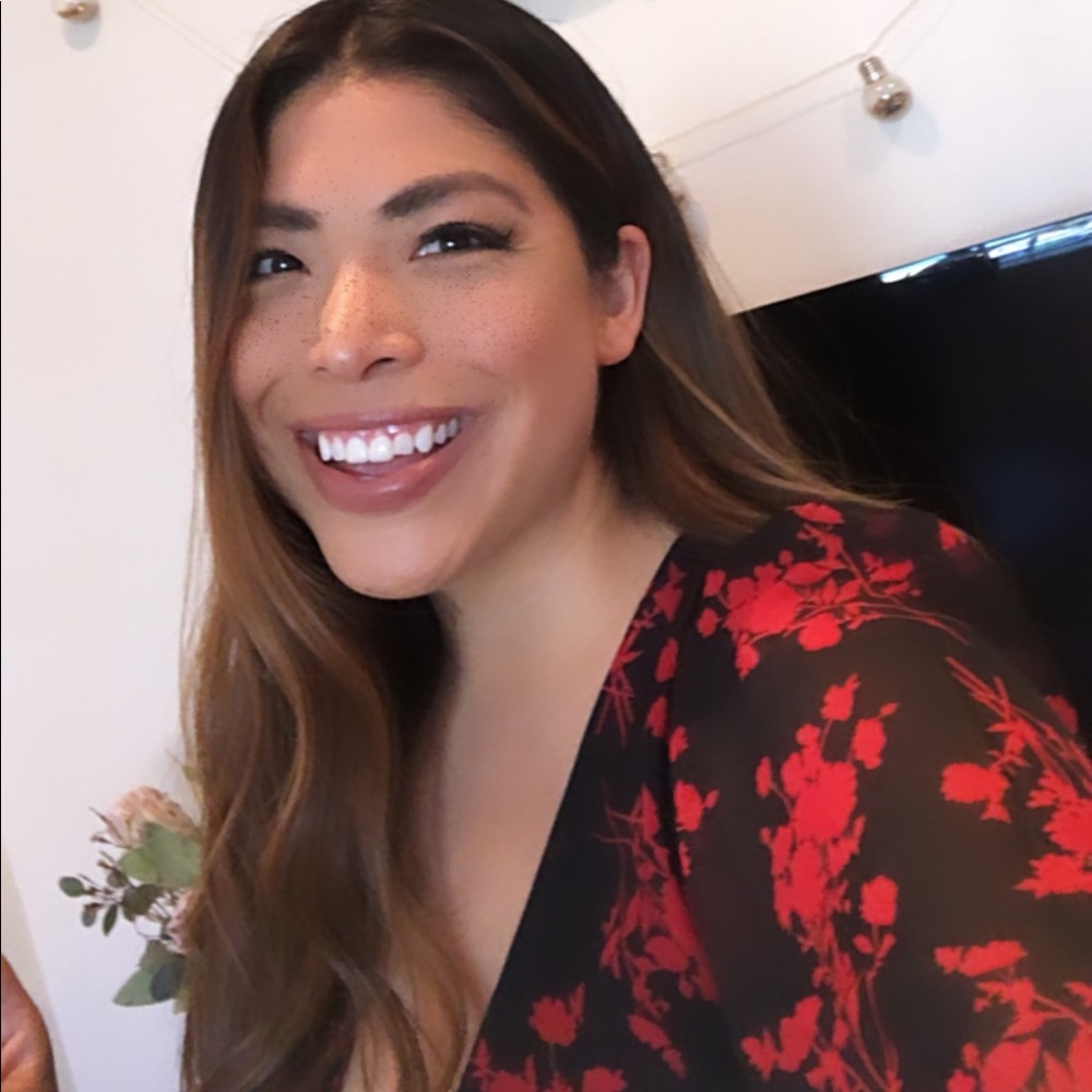 Meet your Posher, Lizzette